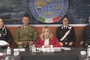Meloni ai militari all'estero "Grazie a nome dell'Italia"