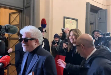 Scala, Almodovar "Molto felice di essere qui per la prima volta"