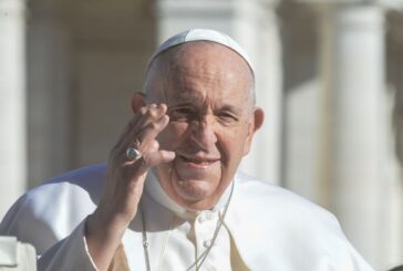 Papa Francesco chiede cessate il fuoco e liberazione ostaggi a Gaza