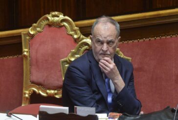 Calderoli "Valutare l'istituzione di un ministro ad hoc per le isole"