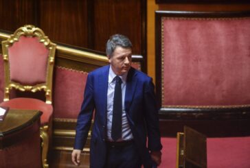 Renzi "Con Meloni basta "amichettismo", è tempo di sorelle e cognati"