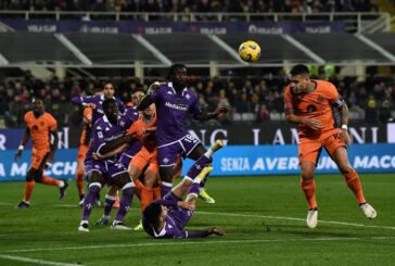 L'Inter vince 1-0 a Firenze e torna in vetta alla Serie A