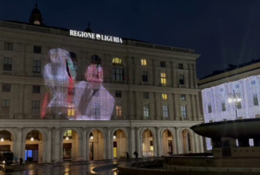 Palazzo Regione Liguria si illumina in ricordo di Gianluca Vialli