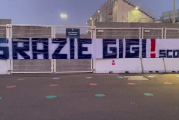 Tifosi in fila per l'ultimo saluto a Gigi Riva