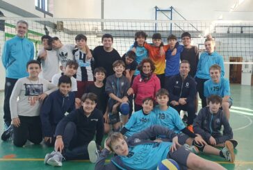 Riparte “Classi a rete”: i giocatori di volley nelle scuole Mattioli e Sabin