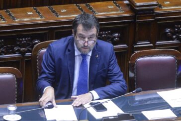 Salis, Salvini "Capisco padre, ma se condannata non la vorrei in classe"