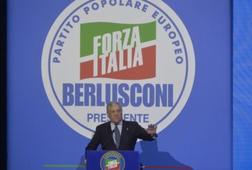 Tajani "Governo avanti fino alla fine della legislatura"