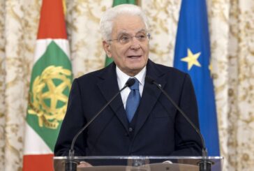Mattarella "Urgente definire nuovo patto Ue per l'immigrazione"