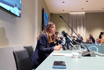 Sardegna, Todde "Subito al lavoro, ai manganelli risposto con le matite"