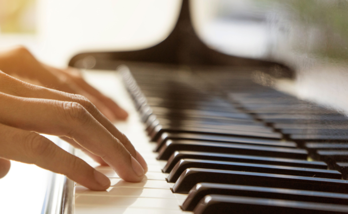 A Palazzo Ricci i giovani pianisti del conservatorio di Zhejiang