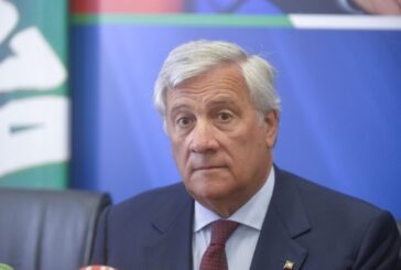 Tajani "Dedichiamo la vittoria in Abruzzo a SilviO Berlusconi"
