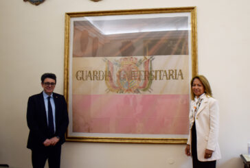 La console generale USA Daniela Ballard in visita all’Università di Siena