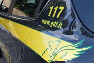 Fatture false per 61 milioni e riciclaggio, arresti e sequestri di beni