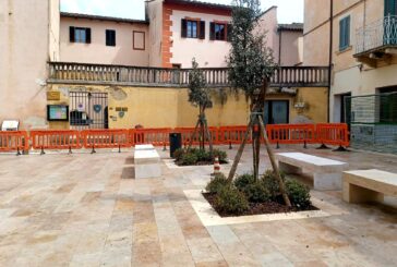 Staggia inaugura la nuova piazza Grazzini