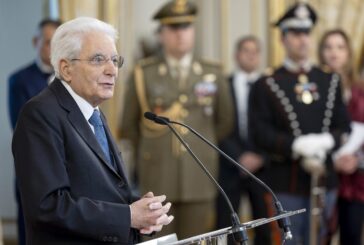 Mattarella "Stagione di apprensione, incombono minacce alla pace"