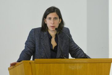 Schlein "Toti non resti un minuto di più. La politica alzi la guardia"