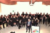 Il coro “Intonati e Stonati 2.0“ in un concerto di beneficenza