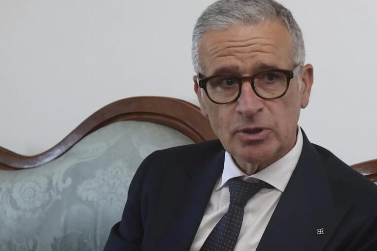 Procura della Repubblica: “Veicolo in fuga da Montefollonico: sparati 2 colpi in aria”