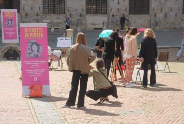 “Ritratti in Piazza” con gli studenti del Liceo Artistico