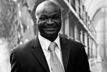 Roger Milla ospite dell’Emporio Letterario di Pienza