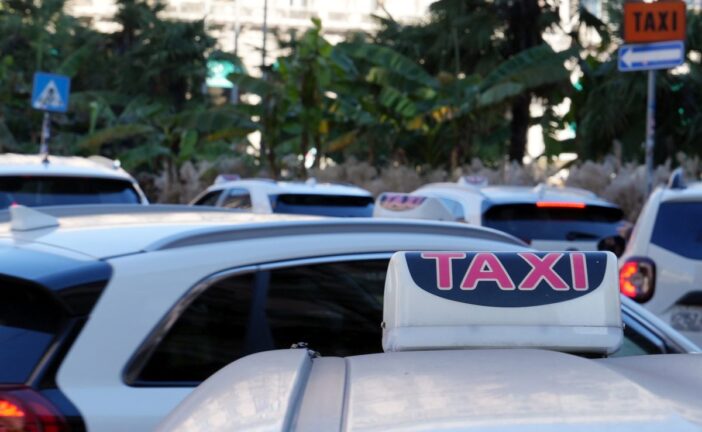 Via dei Gazzani chiusa: sospese alcune tariffe predeterminate dei taxi