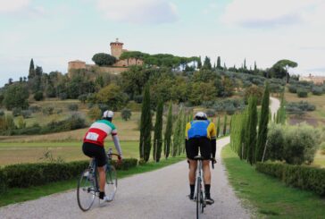 “Poggi e buche”, la ciclostorica di Montepulciano