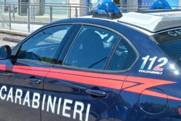 Rapina pluriaggravata e danneggiamento: i Carabinieri fermano due uomini a Poggibonsi