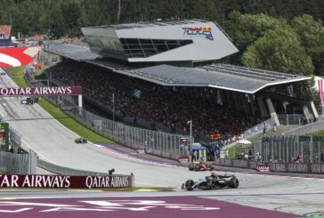 Scontro Verstappen-Norris, Russell vince in Austria e Sainz terzo