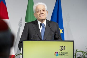 Mattarella "La democrazia non è mai conquistata per sempre"