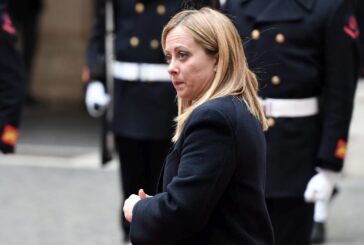 Regno Unito, Meloni "Congratulazioni a Starmer"