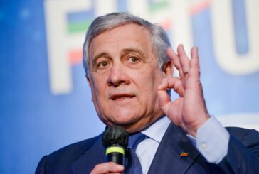 Forza Italia, Tajani "Non ci fermiamo al 10% delle Europee"