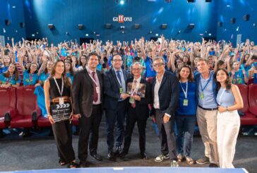 Muccino consegna ad Anas il premio miglior spot sociale al "Giffoni"