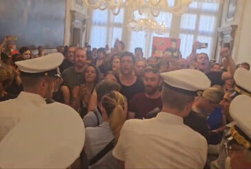 Occupata da cittadini la sede del Consiglio Comunale di Venezia