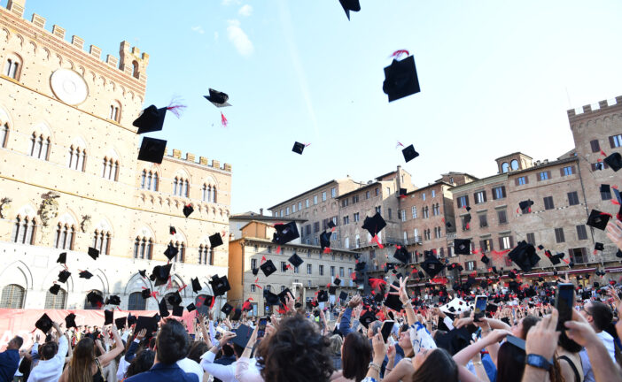 Il 13 giugno torna in Piazza del Campo il Graduation Day Unisi