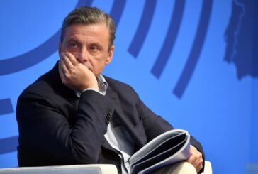 Calenda "Sì alla riforma ius scholae, bene la svolta dei Berlusconi"