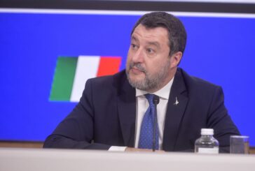 Manovra, Salvini "Già al lavoro, priorità mantenere aumento stipendi"