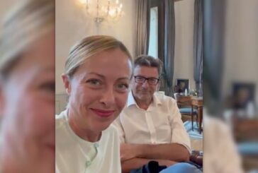 Meloni "Non aboliremo l'assegno unico, manovra ancora da scrivere"