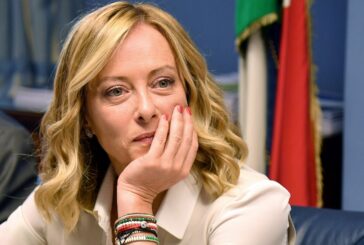 Meloni "L'Italia cresce più di Francia e Germania"