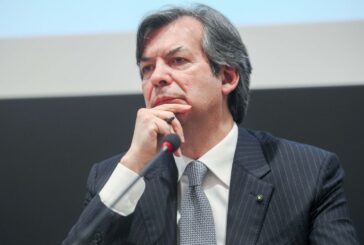 Piccini: “Carlo Messina prende la parola ma…