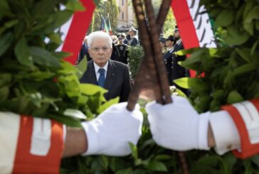 Anniversario della Difesa di Roma, Mattarella depone corone d'alloro