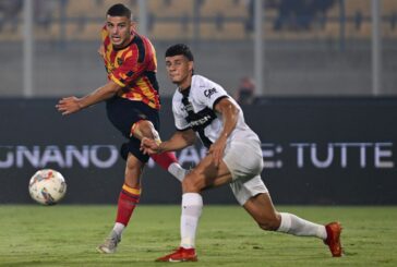 Il Lecce spreca, il Parma rimonta: 2-2 al "Via del Mare"