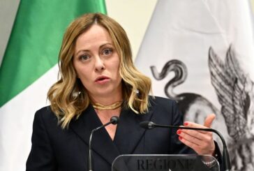 Meloni "Viviamo un tempo di crisi, agire senza tentennamenti"