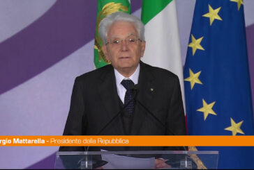 Mattarella "Ricostruire patto educativo tra scuola e famiglia"