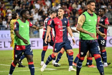 Prima gioia Cagliari, Parma battuto 3-2 al "Tardini"