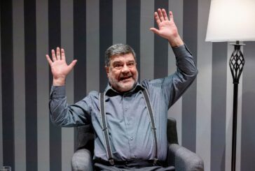 Politeama: Pannofino apre la stagione teatrale