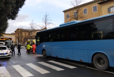 Minorenne investita alla Lizza ricoverata alle Scotte