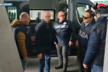 Camorra, era evaso a dicembre, estradato esponente del clan Piccolo