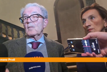 Prodi "Congresso nel Pd? Mi piacerebbe ci fosse in tutti i partiti"
