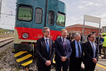 Treni, nelle Marche viaggi green con automotrici storiche rigenerate