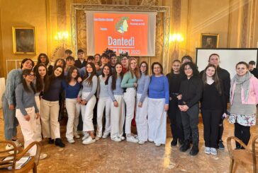 Il Piccolomini ha celebrato il Dantedì anche a suon di musica